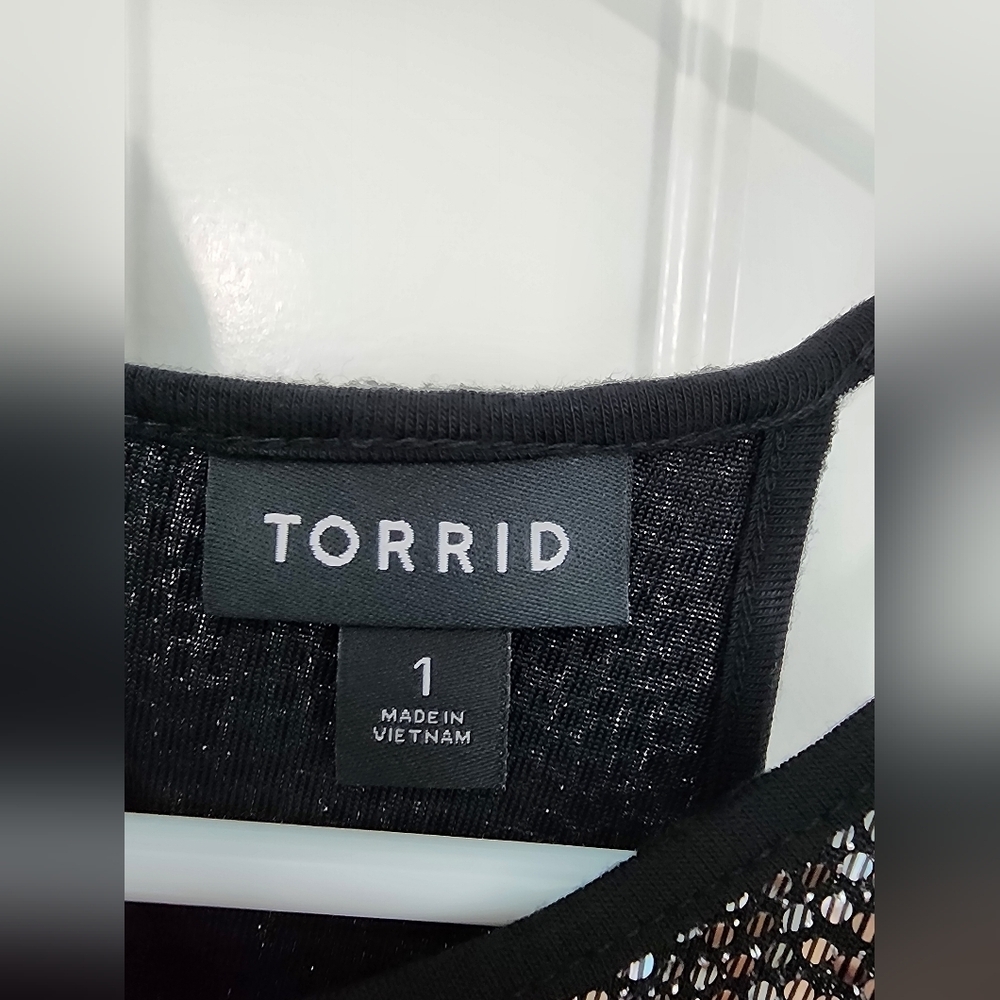 Torrid Sequin High Neck Tank, Plus Size 1 - Picture 6 of 7